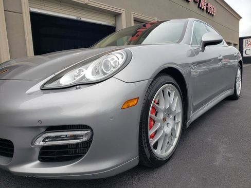 Used 2011 Porsche Panamera Turbo image 39