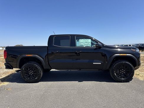 New 2026 GMC Canyon Elevation RWD image 3