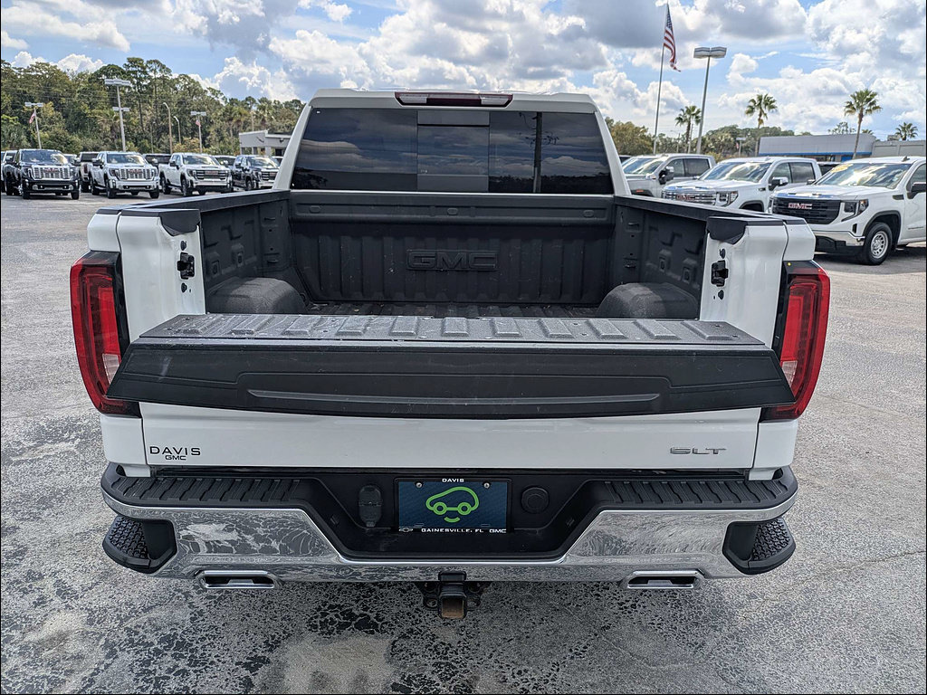 Used 2023 GMC Sierra 1500 SLT w/ SLT Premium Package AWD/4WD image 11