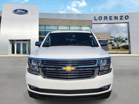 Used 2019 Chevrolet Suburban Premier image 2