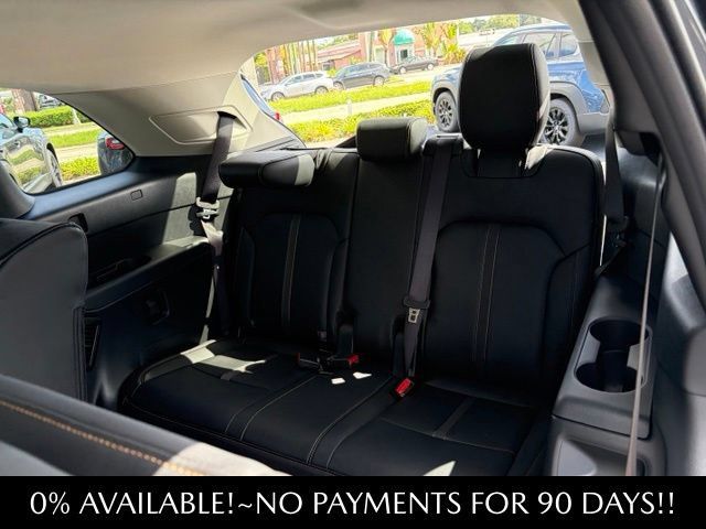 Used 2026 MAZDA CX-90 3.3 Turbo w/ Select Package AWD/4WD image 11