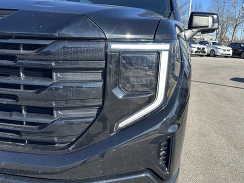 Used 2024 GMC Sierra 1500 Elevation w/ Elevation Premium Package image 6