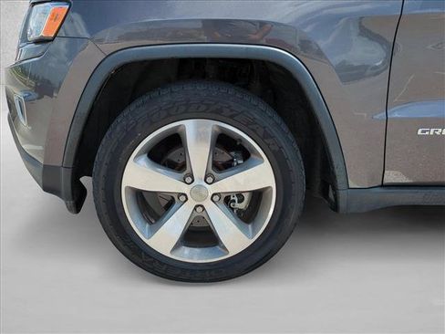 Used 2015 Jeep Grand Cherokee Limited w/ Luxury Group II AWD/4WD image 26