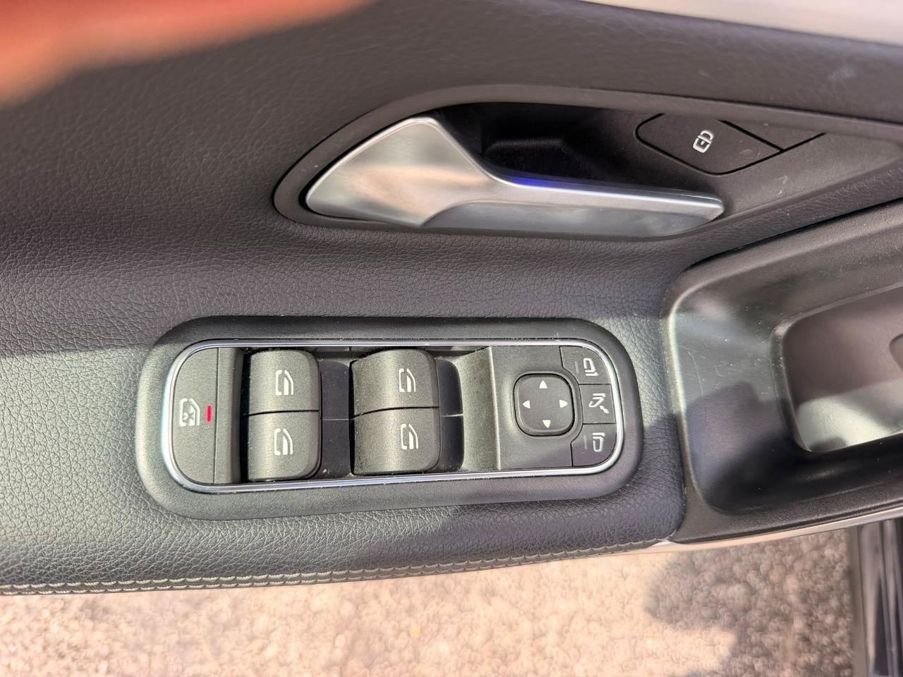 Used 2025 Mercedes-Benz CLA 250 image 28