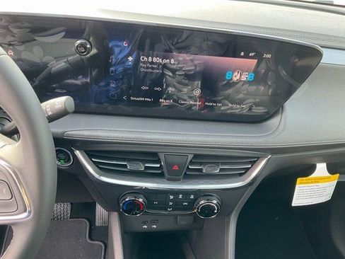 New 2026 Buick Encore GX Preferred image 9