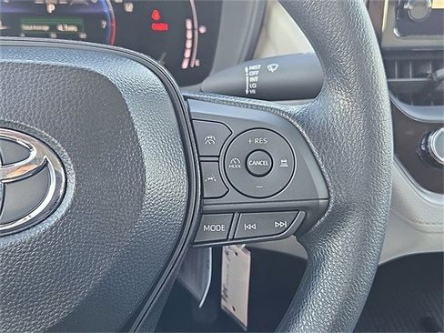 New 2026 Toyota Corolla Cross L image 24