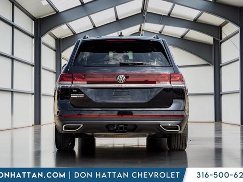 Used 2024 Volkswagen Atlas SE FWD image 21