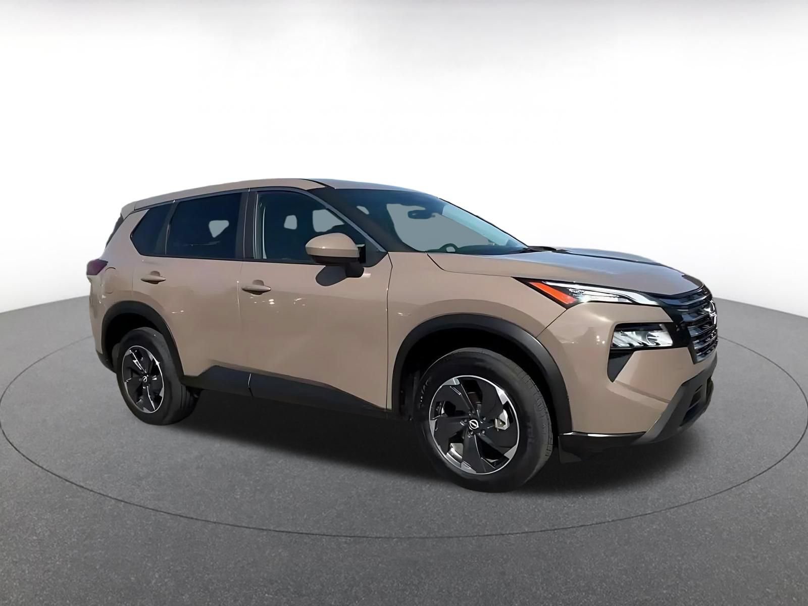 Used 2025 Nissan Rogue SV AWD/4WD image 2