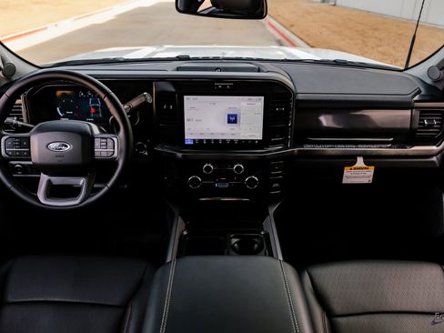 Used 2026 Ford F450 Lariat w/ FX4 Off-Road Package image 42