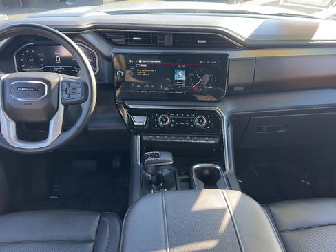 Used 2023 GMC Sierra 1500 Denali image 8