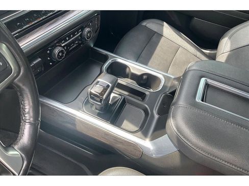 Used 2022 Chevrolet Silverado 1500 LTZ w/ Technology Package AWD/4WD image 18