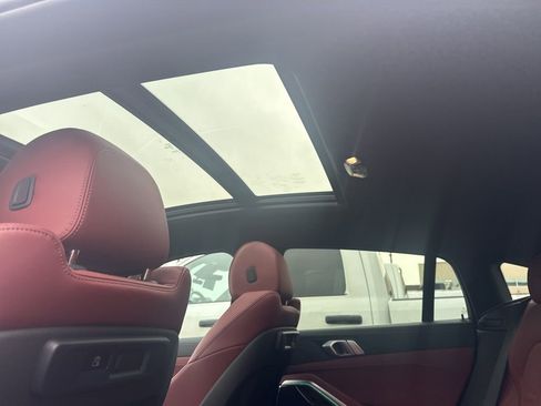 Used 2021 BMW X6 xDrive40i image 19