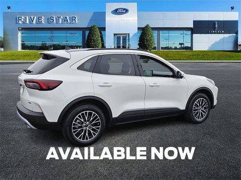New 2026 Ford Escape SE w/ PHEV Premium Package image 8