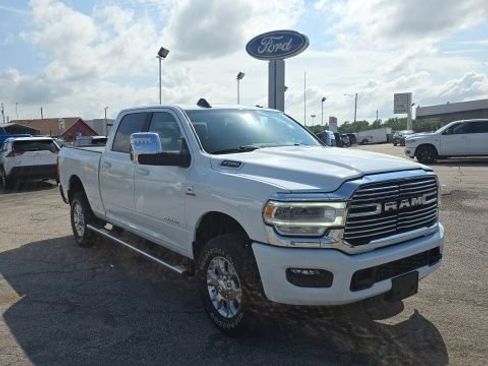 Used 2024 RAM 2500 Laramie AWD/4WD image 1