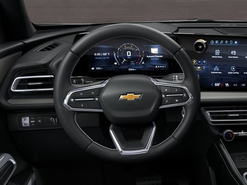 New 2026 Chevrolet Traverse LT w/ Sun and Wheel Package FWD image 5