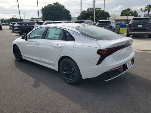 New 2026 Kia K5 LXS FWD image 3