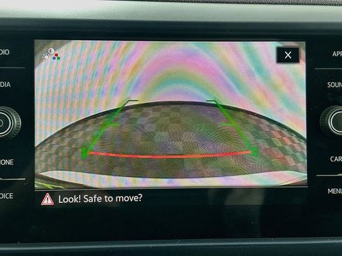Used 2023 Volkswagen Taos SE w/ Panoramic Sunroof Package FWD image 22