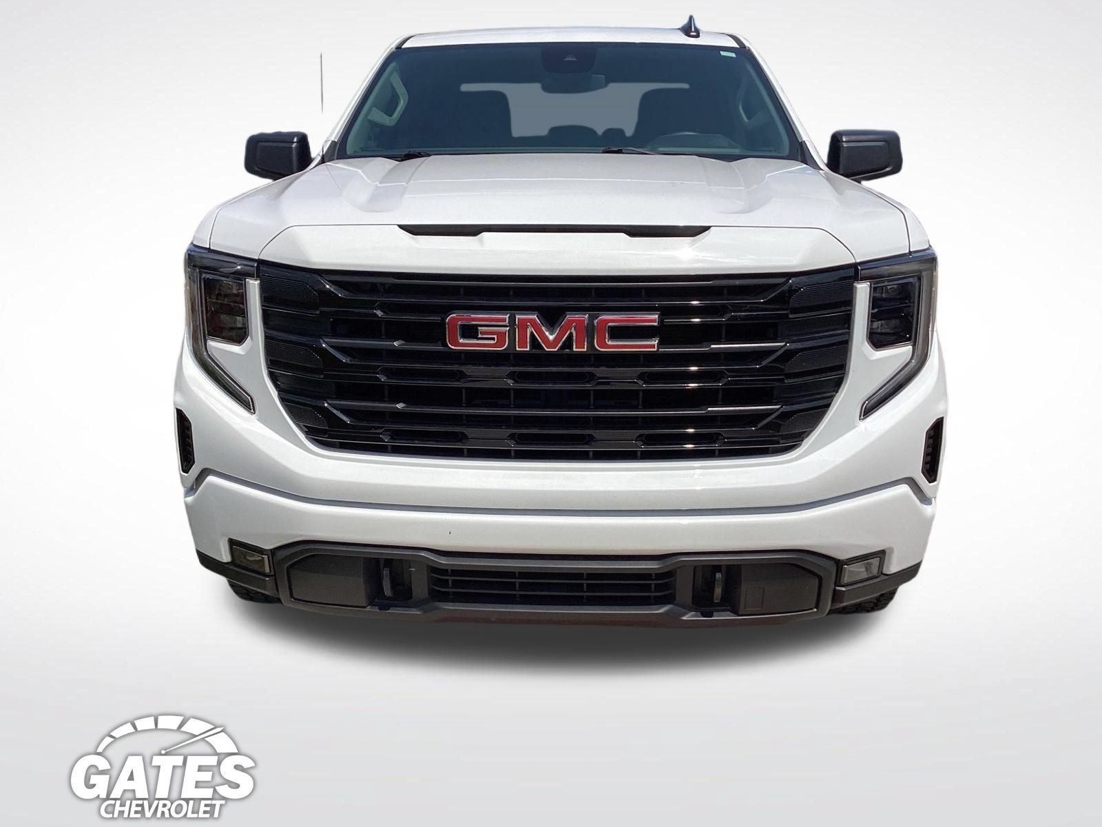 Used 2024 GMC Sierra 1500 Elevation AWD/4WD image 2