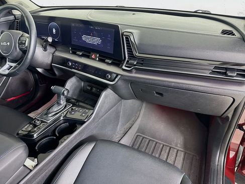 Used 2024 Kia Sportage SX image 30