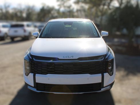 New 2026 Kia Sportage EX FWD image 17