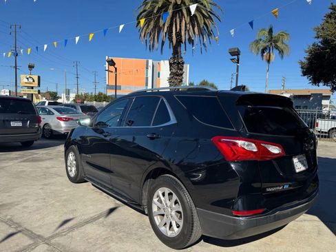 Used 2018 Chevrolet Equinox LT w/ Sun & Infotainment Package image 8