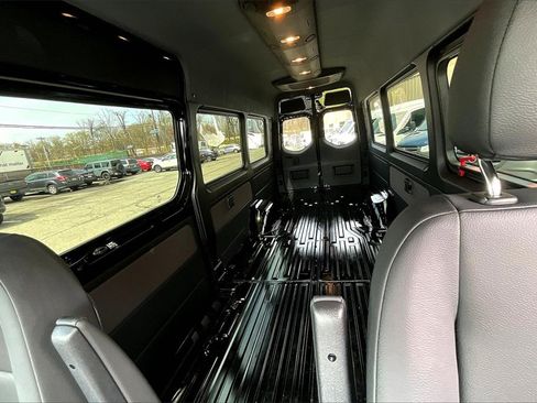New 2025 Mercedes-Benz Sprinter 3500 image 9
