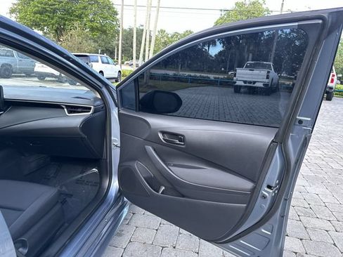 Used 2023 Toyota Corolla LE FWD image 23