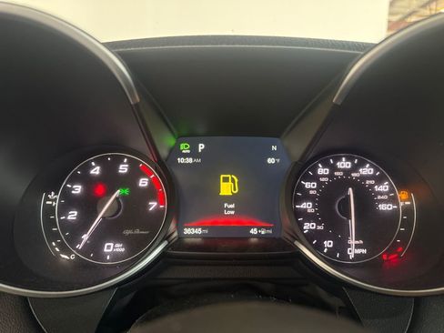 Used 2017 Alfa Romeo Giulia AWD w/ Cold Weather Package image 14