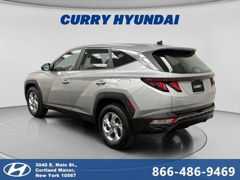 Used 2024 Hyundai Tucson SE AWD/4WD image 3