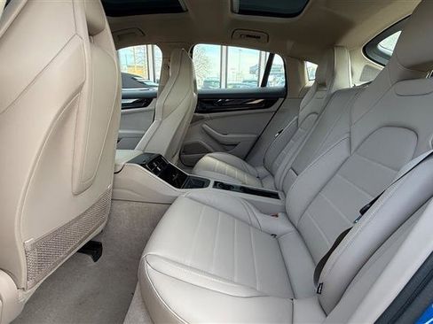 Used 2025 Porsche Panamera 4 image 19