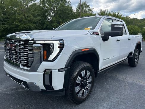Used 2024 GMC Sierra 2500 Denali w/ Denali Reserve Package AWD/4WD image 66