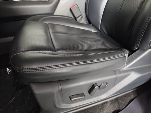 Used 2022 Ford Expedition Max XLT RWD image 28