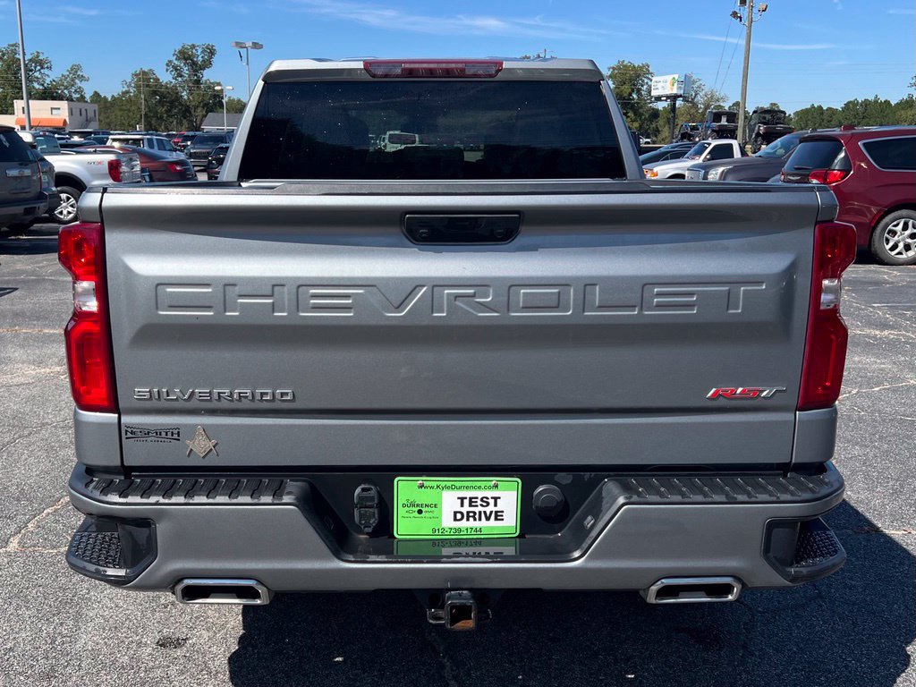 Used 2023 Chevrolet Silverado 1500 RST w/ Z71 Off-Road Package AWD/4WD image 5