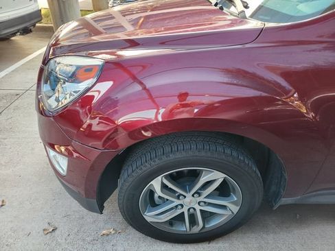 Used 2017 Chevrolet Equinox Premier w/ Enhanced Convenience Package FWD image 7