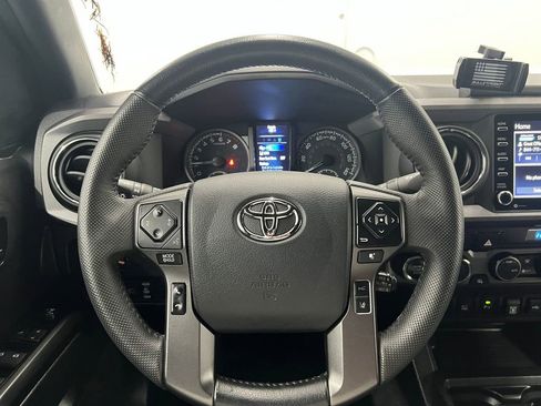 Used 2023 Toyota Tacoma TRD Off-Road w/ Technology Package image 13