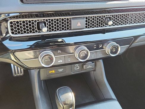 Certified 2022 Honda Civic Sport image 15
