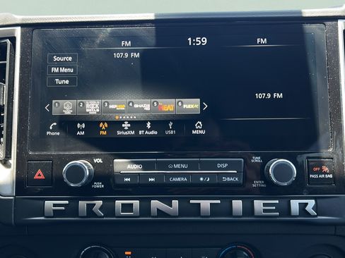 Used 2025 Nissan Frontier SV RWD image 19