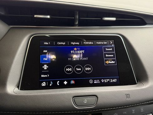 Used 2020 Cadillac XT4 Premium Luxury w/ Cold Weather Package image 10