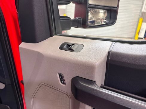 Used 2022 Ford F550 4x4 Crew Cab Super Duty w/ Power Equipment Group image 58