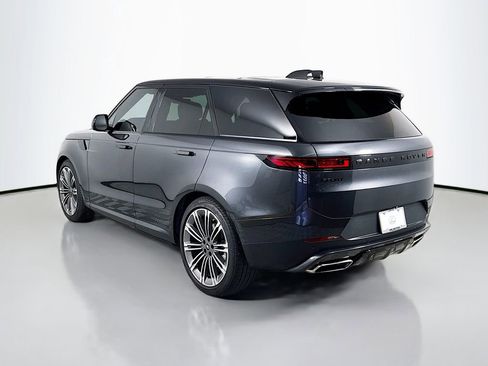 Used 2024 Land Rover Range Rover Sport SE AWD/4WD image 7