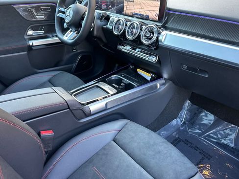 New 2026 Mercedes-Benz GLB 35 AMG AMG GLB 35 image 15
