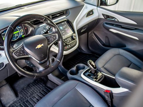 Used 2017 Chevrolet Bolt Premier image 18