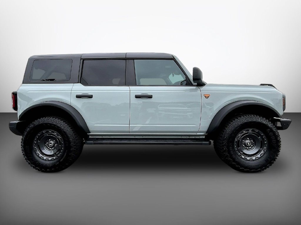 Used 2024 Ford Bronco Badlands AWD/4WD image 8
