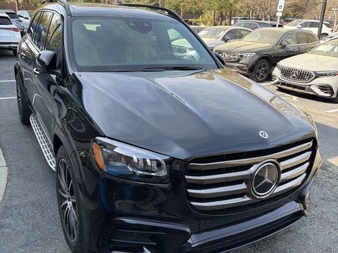 Certified 2025 Mercedes-Benz GLS 450 GLS 450 image 2