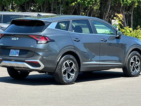 Certified 2025 Kia Sportage LX AWD/4WD image 4