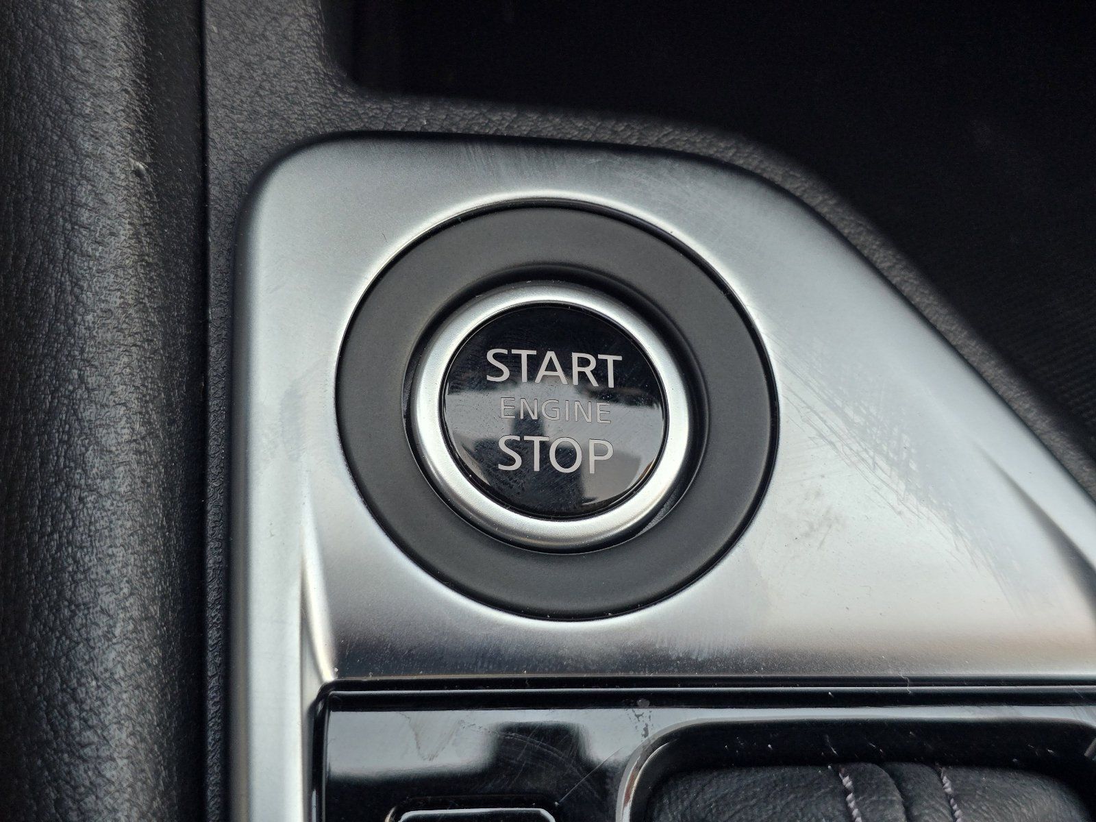 Certified 2025 Nissan Sentra SV FWD image 21