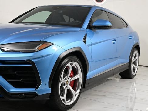 Used 2022 Lamborghini Urus image 62