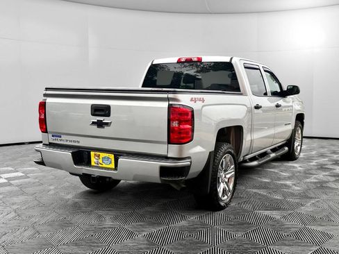 Used 2018 Chevrolet Silverado 1500 Custom w/ Custom Value Package image 5