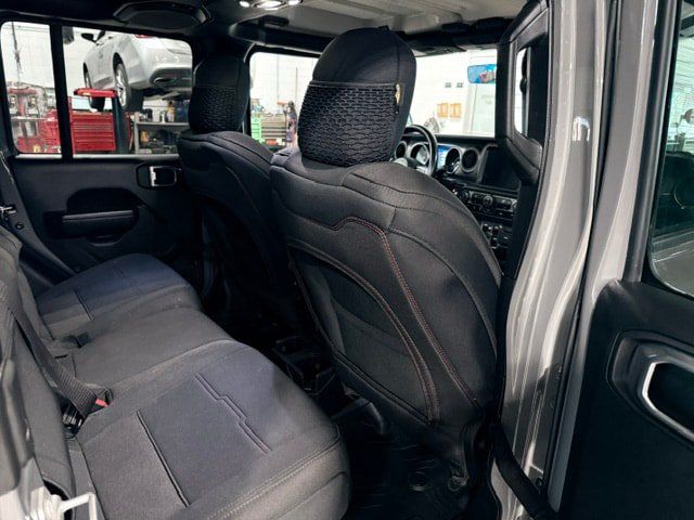 Used 2022 Jeep Gladiator Sport AWD/4WD image 14