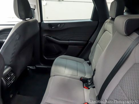 Certified 2022 Ford Escape SE w/ Cold Weather Package FWD image 12